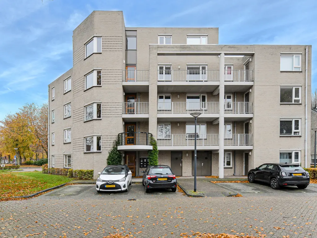 Bijsterveld 83, OOSTERHOUT