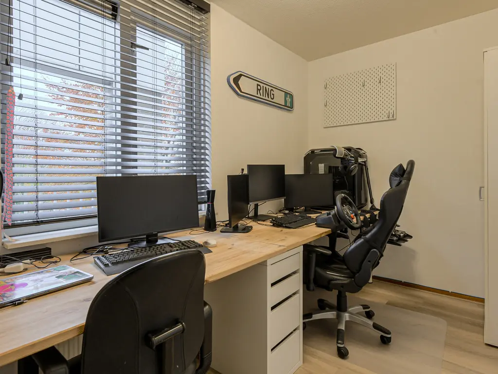 Bijsterveld 83, OOSTERHOUT