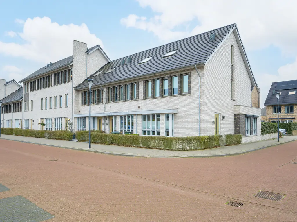 Stuifduin 70, Oosterhout