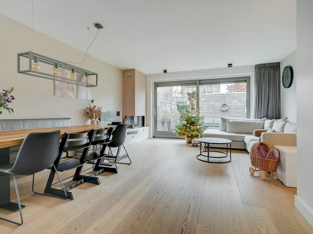 Stuifduin 70, Oosterhout