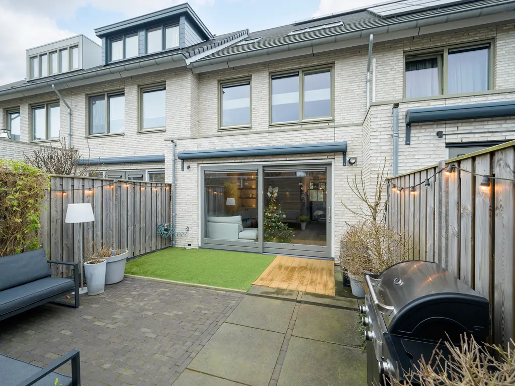 Stuifduin 70, Oosterhout