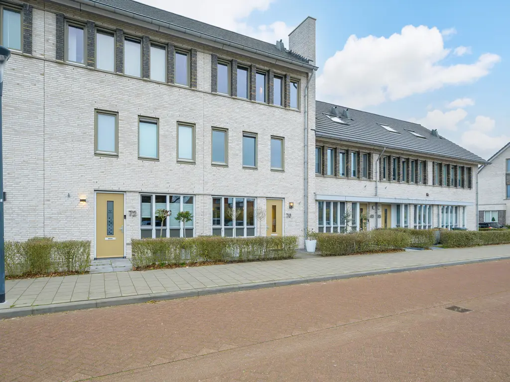 Stuifduin 70, Oosterhout