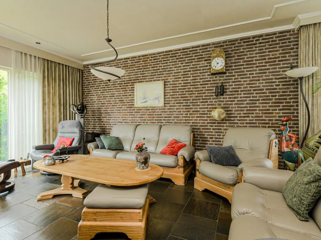 Groningenlaan 65, LAGE ZWALUWE