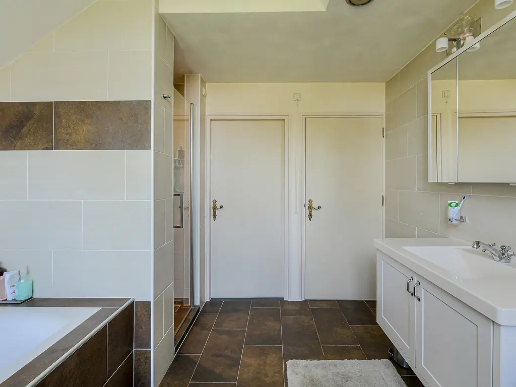 Groningenlaan 65, LAGE ZWALUWE