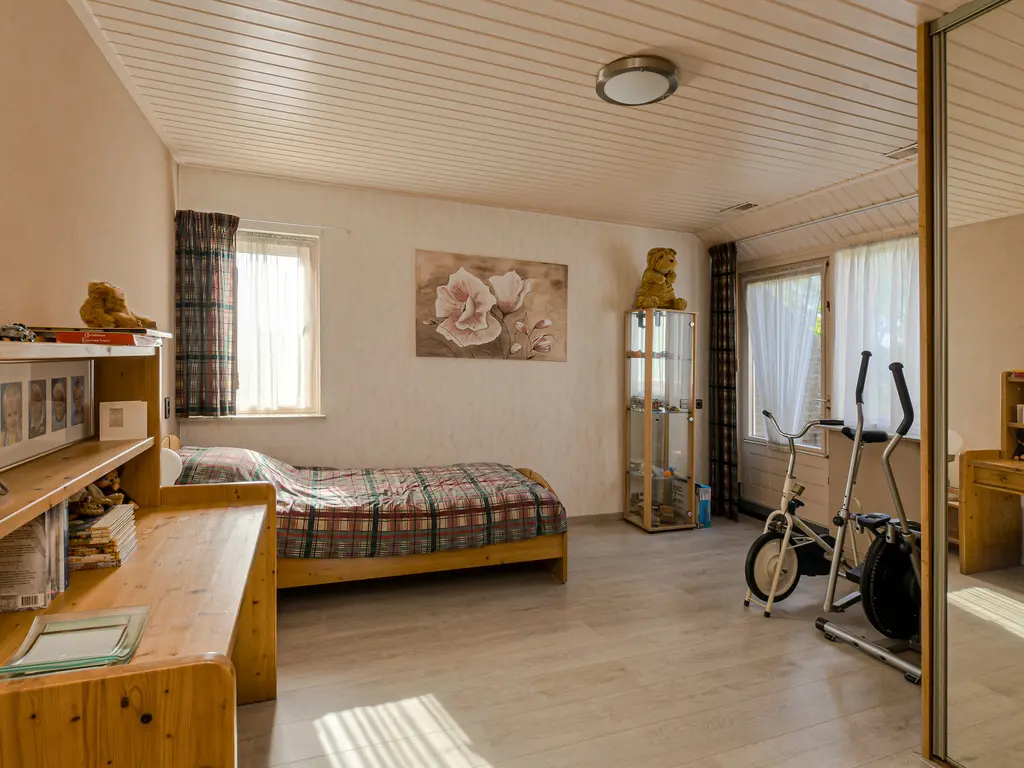 Groningenlaan 65, LAGE ZWALUWE