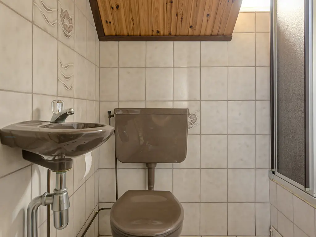 Groningenlaan 65, LAGE ZWALUWE