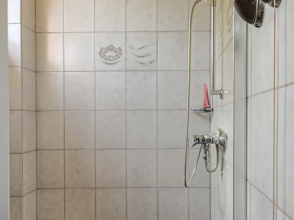 Groningenlaan 65, LAGE ZWALUWE