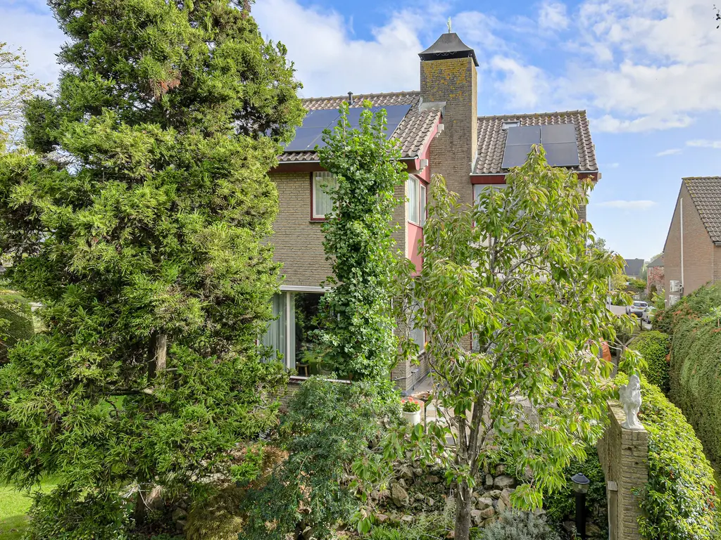 Groningenlaan 65, LAGE ZWALUWE