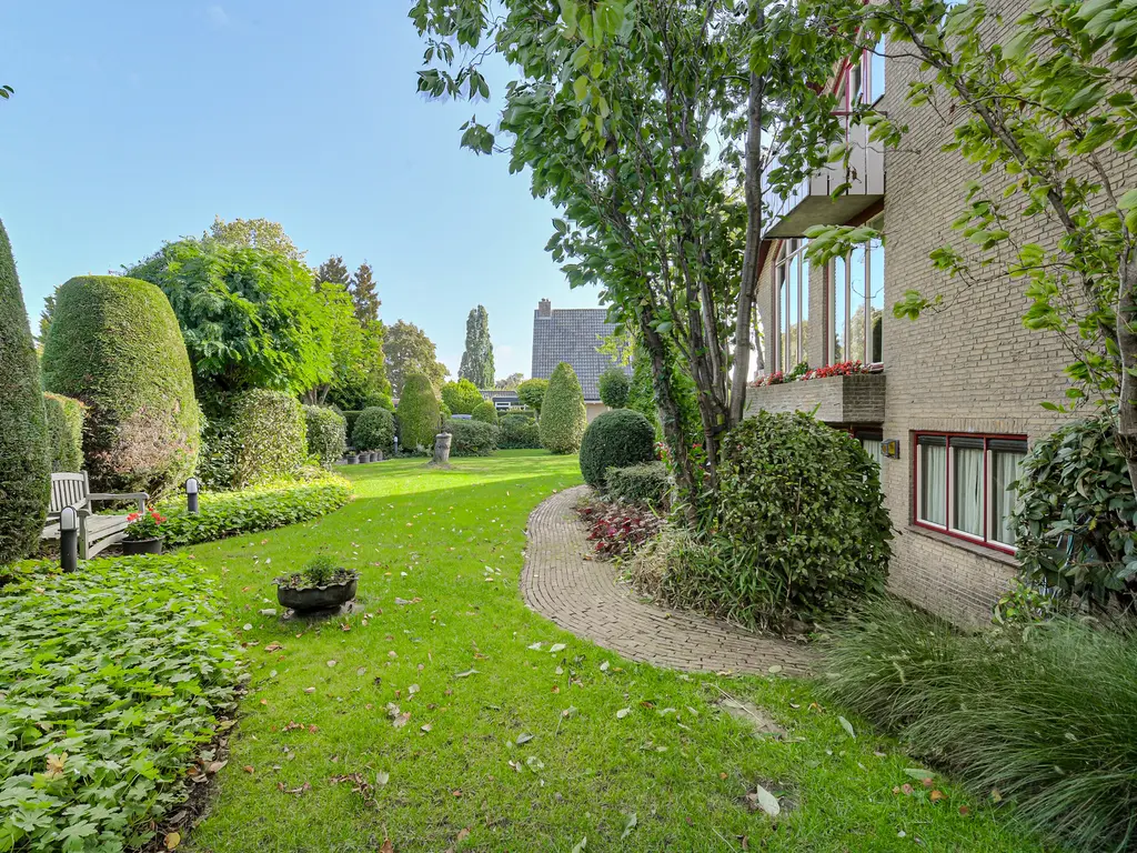 Groningenlaan 65, LAGE ZWALUWE