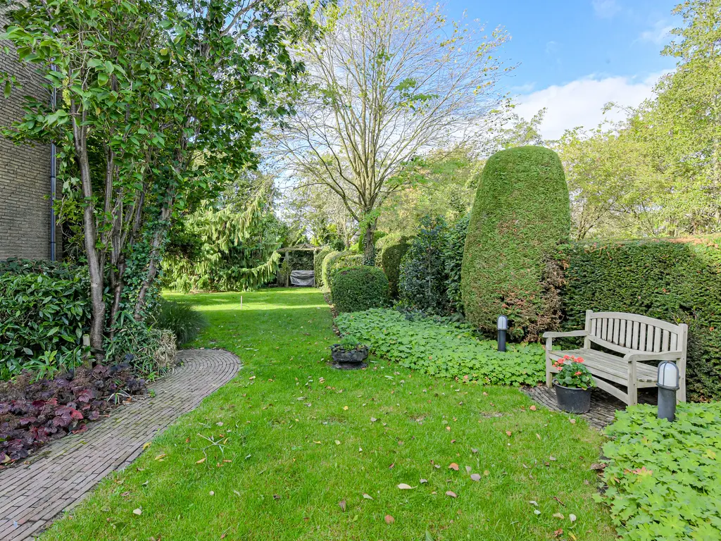 Groningenlaan 65, LAGE ZWALUWE