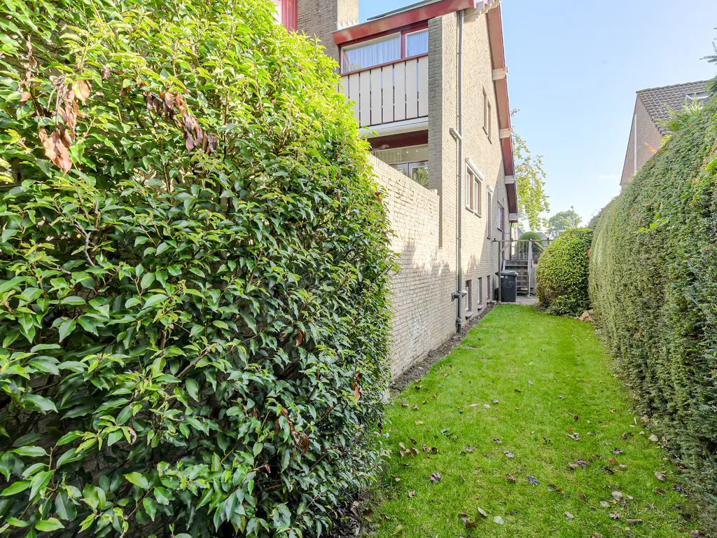 Groningenlaan 65, LAGE ZWALUWE