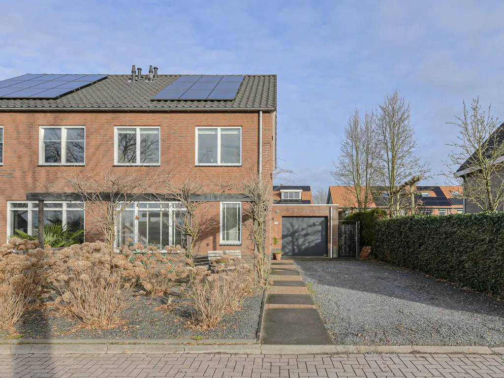 Rijksweg 179B, DORST