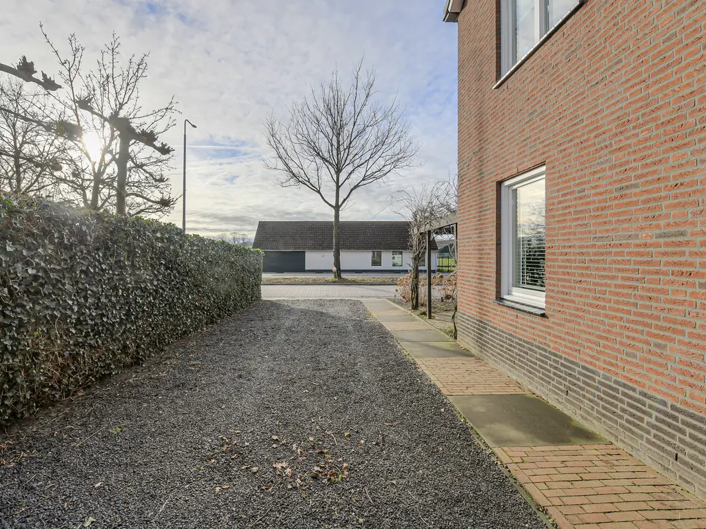 Rijksweg 179B, DORST