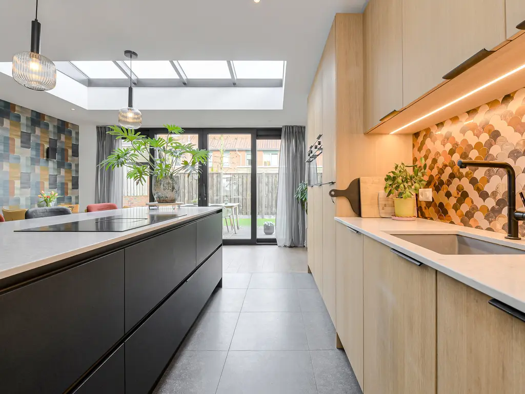 Rijksweg 179B, DORST