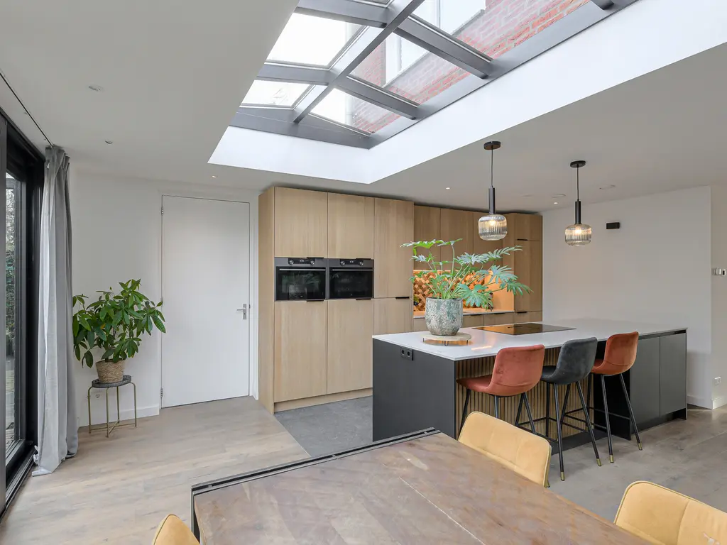 Rijksweg 179B, DORST