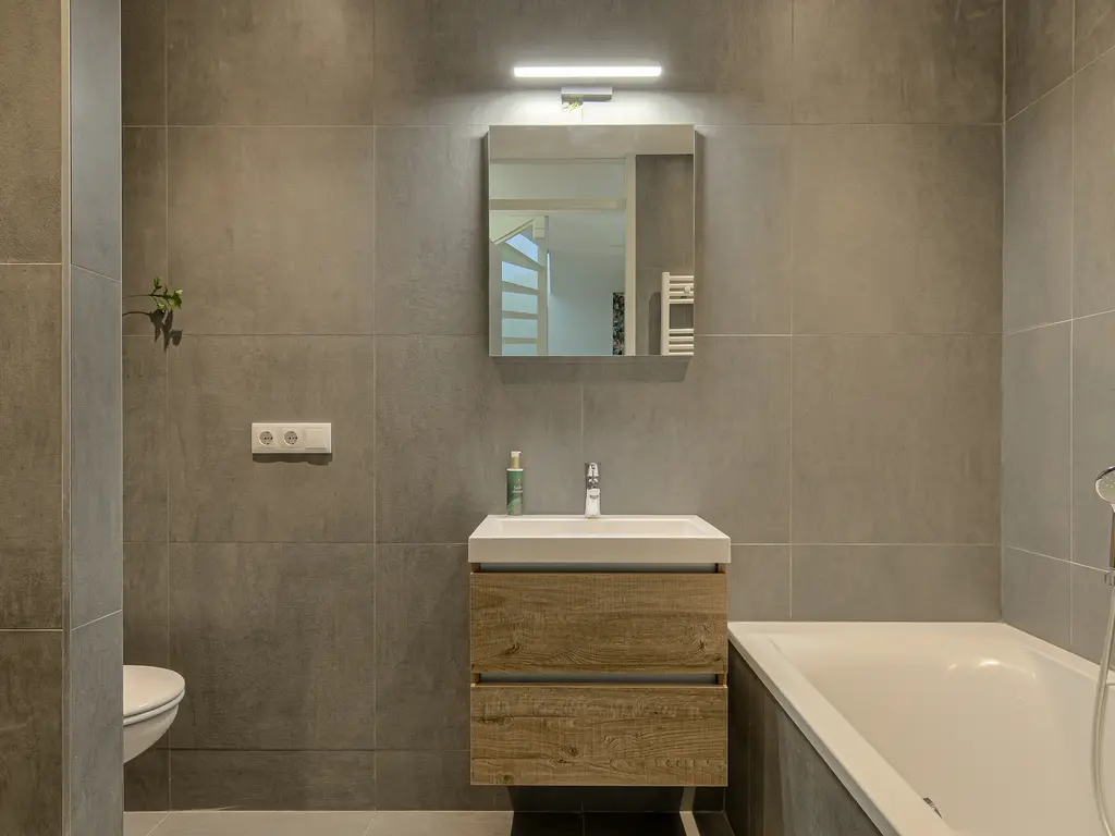 Rijksweg 179B, DORST