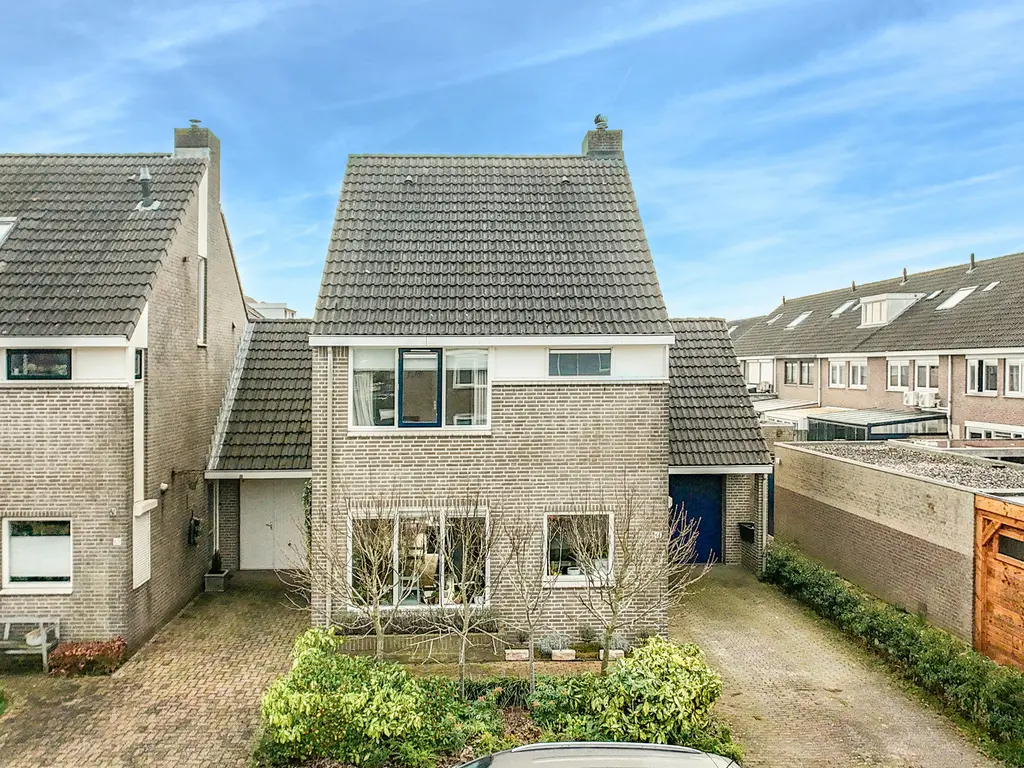 Overkroetenlaan 66, BREDA