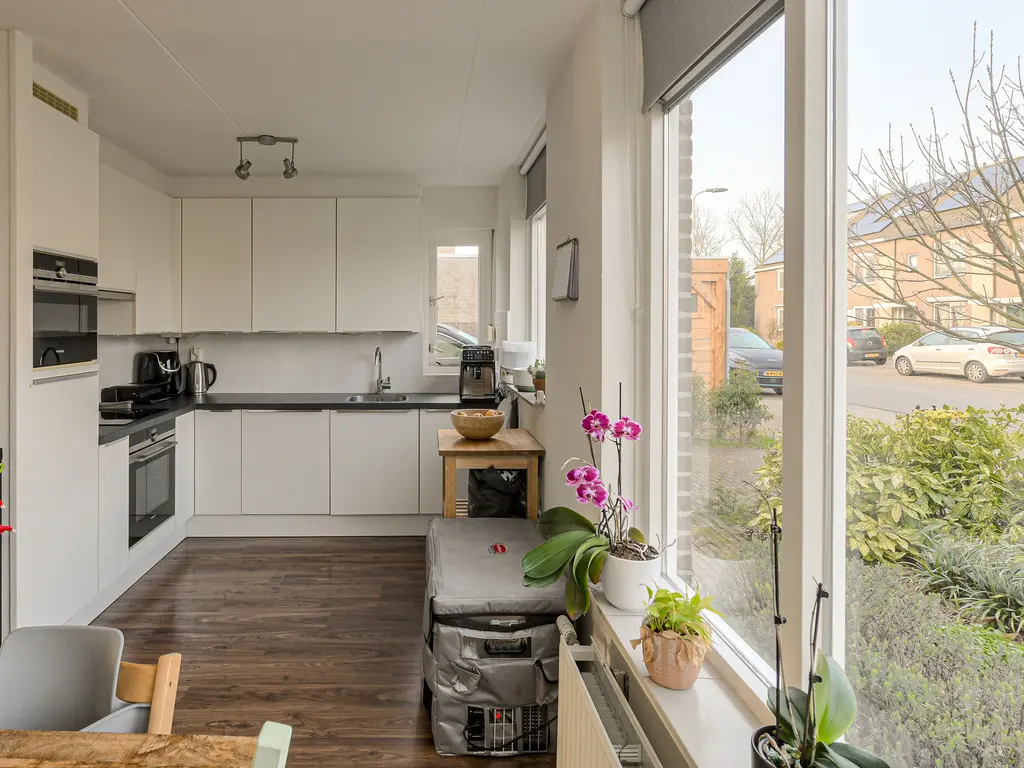 Overkroetenlaan 66, BREDA