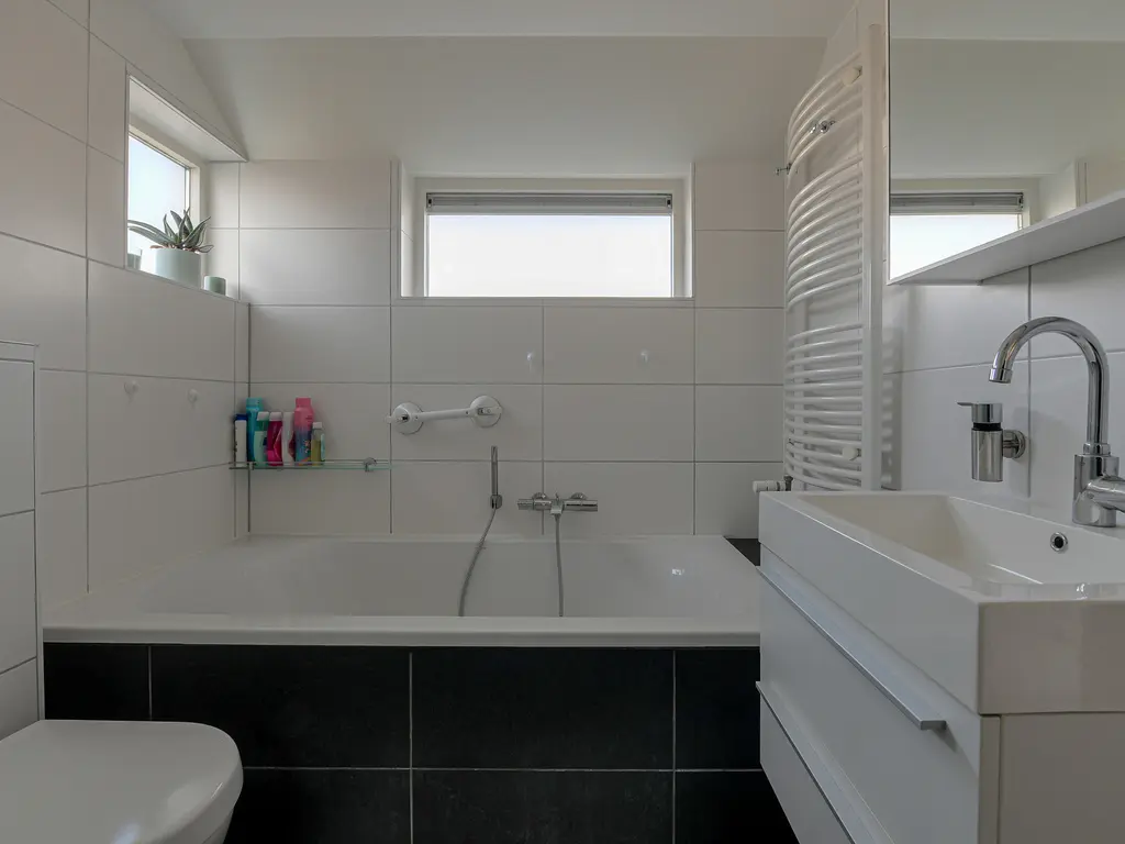 Overkroetenlaan 66, BREDA