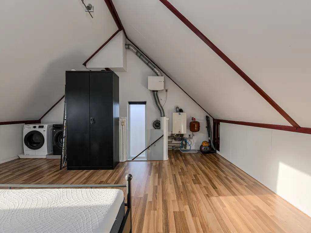 Overkroetenlaan 66, BREDA