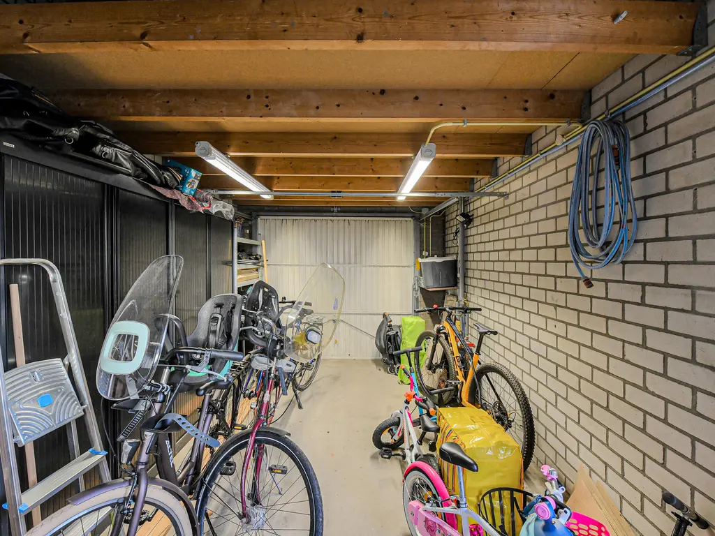 Overkroetenlaan 66, BREDA