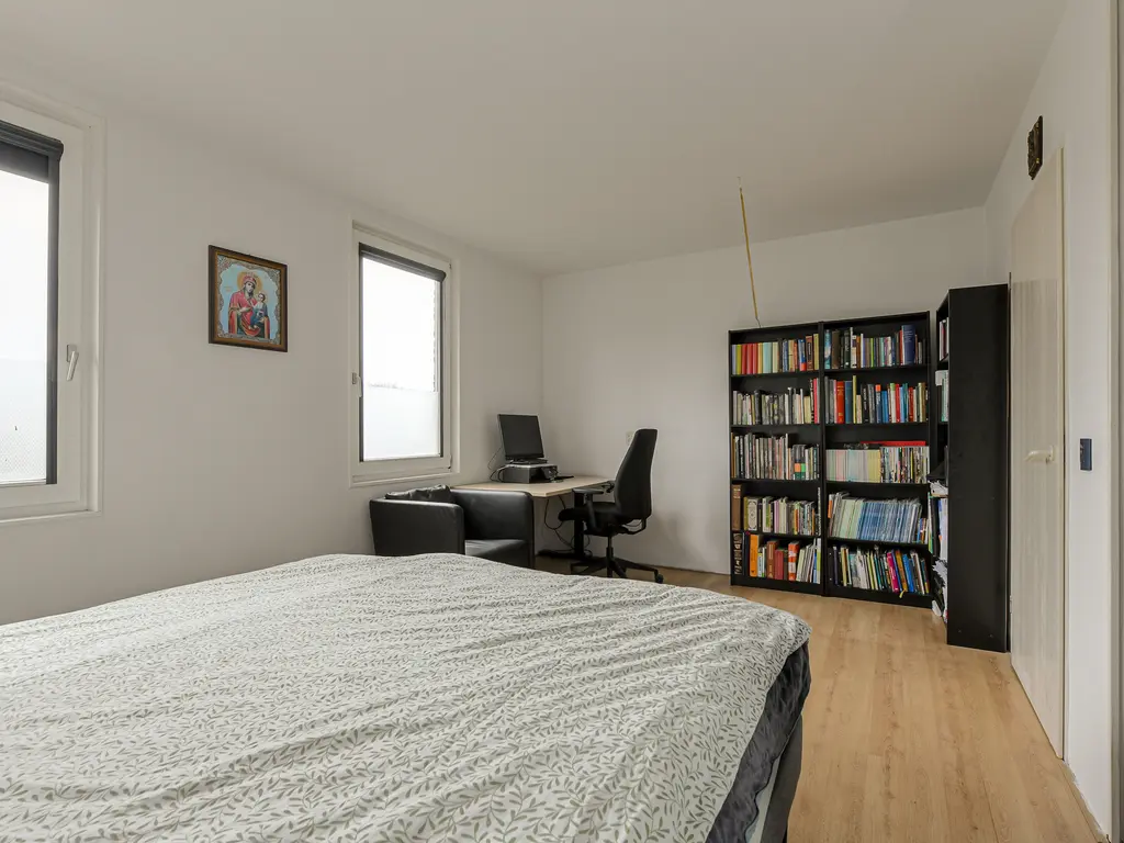 Elise van Calcarstraat 66, BREDA