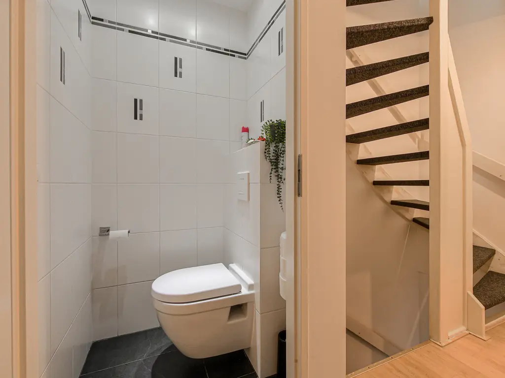 Elise van Calcarstraat 66, BREDA