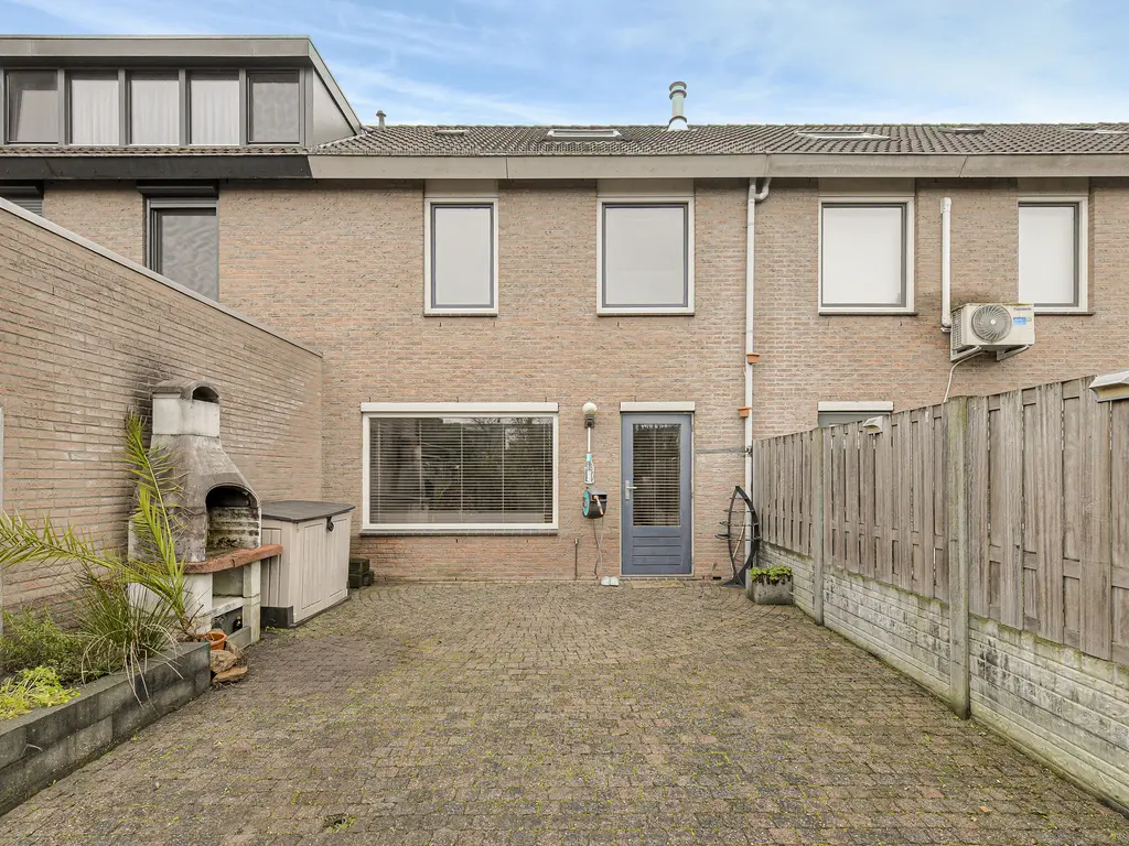 Elise van Calcarstraat 66, BREDA