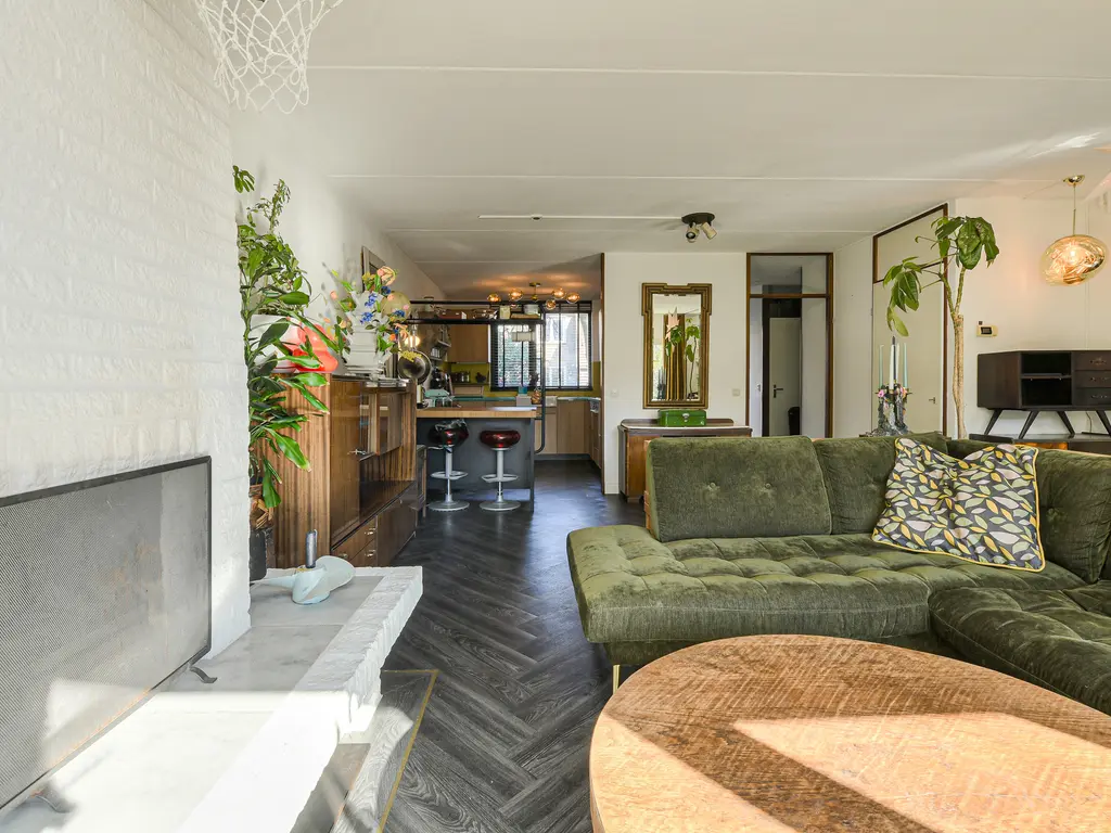 Bertelsberg 136, BREDA