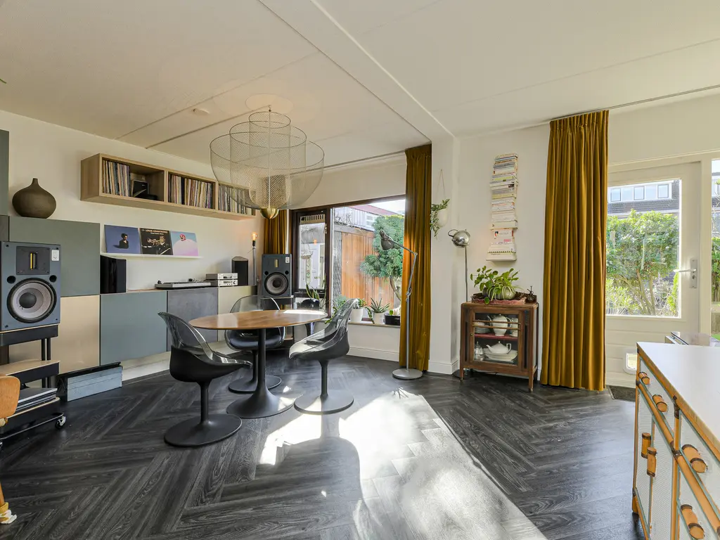 Bertelsberg 136, BREDA