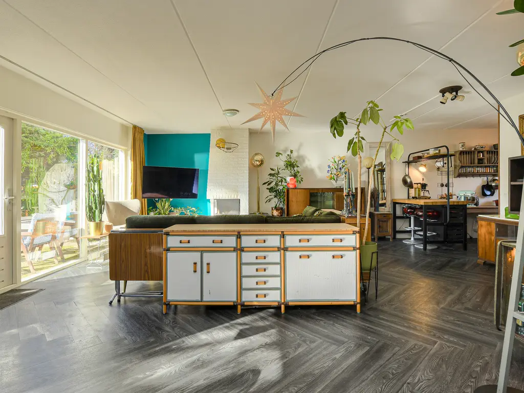 Bertelsberg 136, BREDA