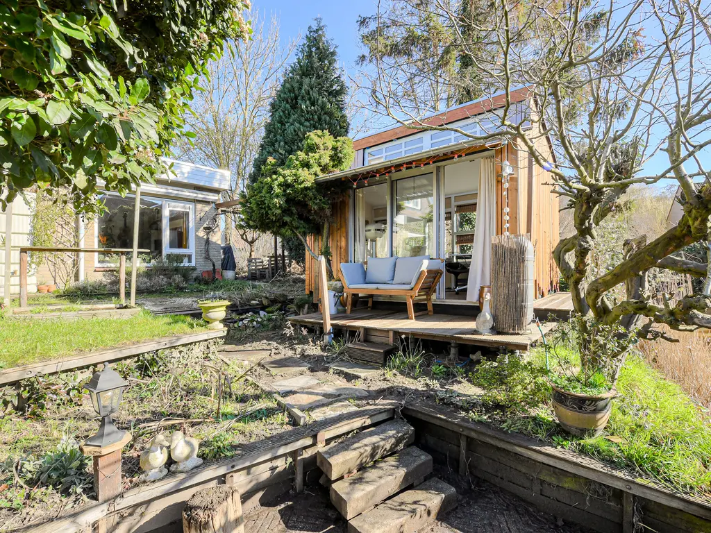 Bertelsberg 136, BREDA