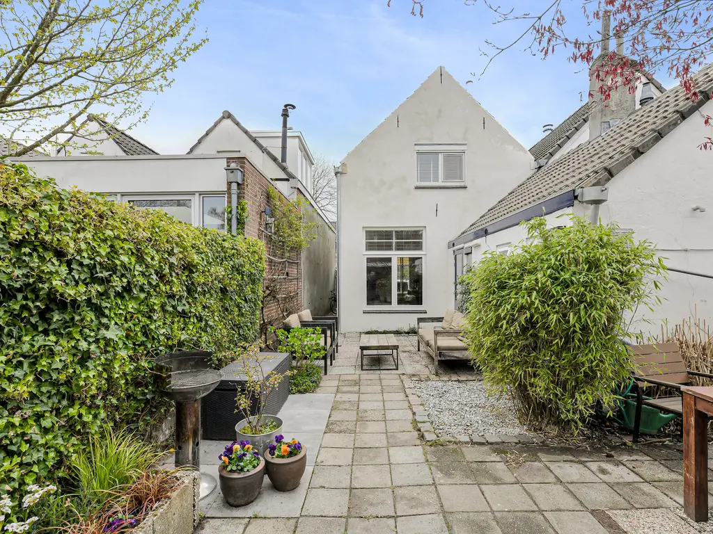 Ploegstraat 27, Breda