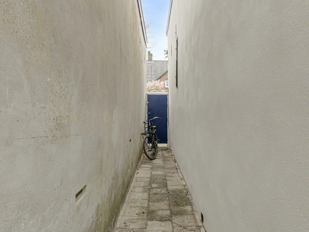 Ploegstraat 27, Breda