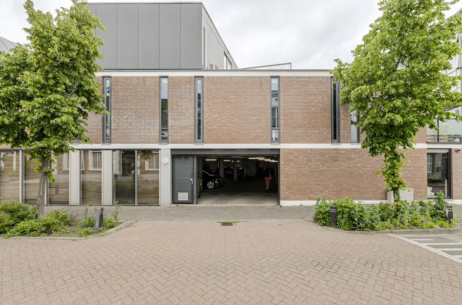 Kloosterstraat 16
