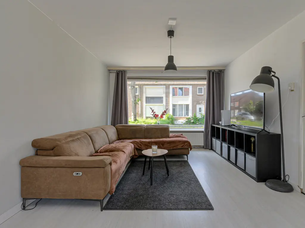 Graaf Albrechtstraat 13, Geertruidenberg