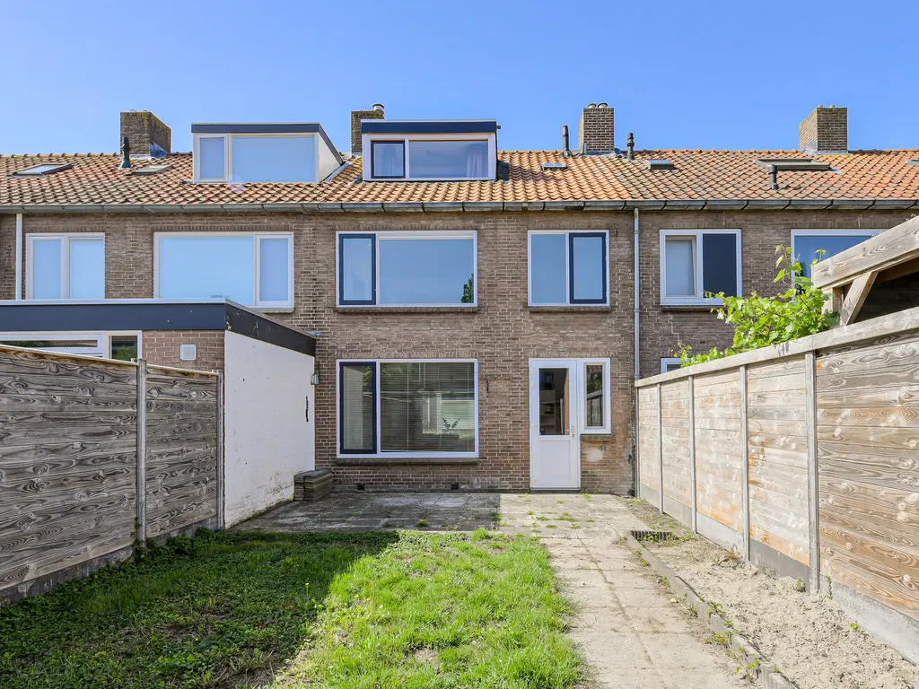 Graaf Albrechtstraat 13, Geertruidenberg