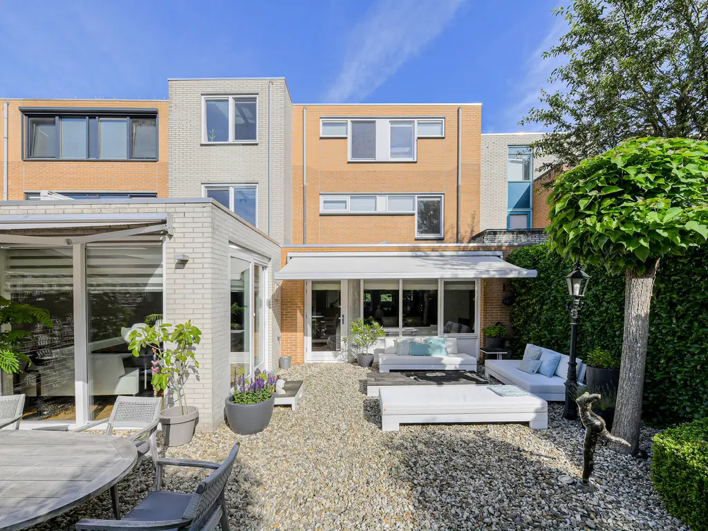 Heksenkring 9, Breda