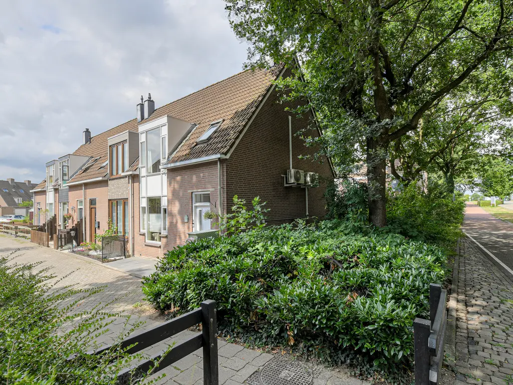 Vossendonk 2, RAAMSDONKSVEER