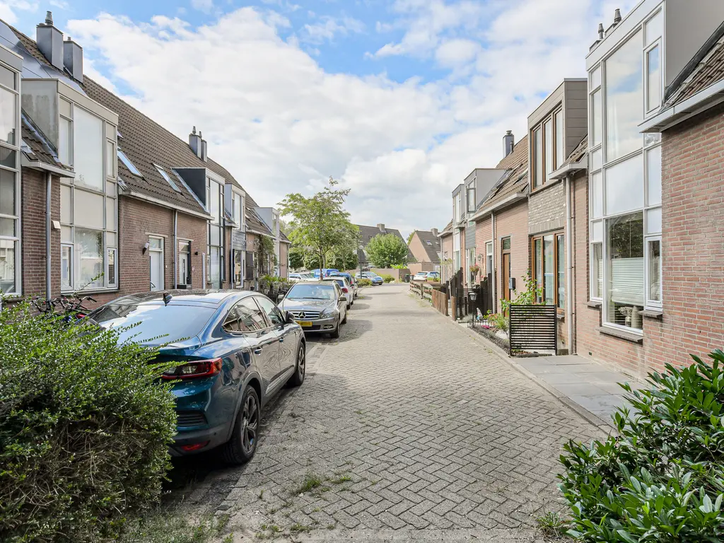 Vossendonk 2, RAAMSDONKSVEER