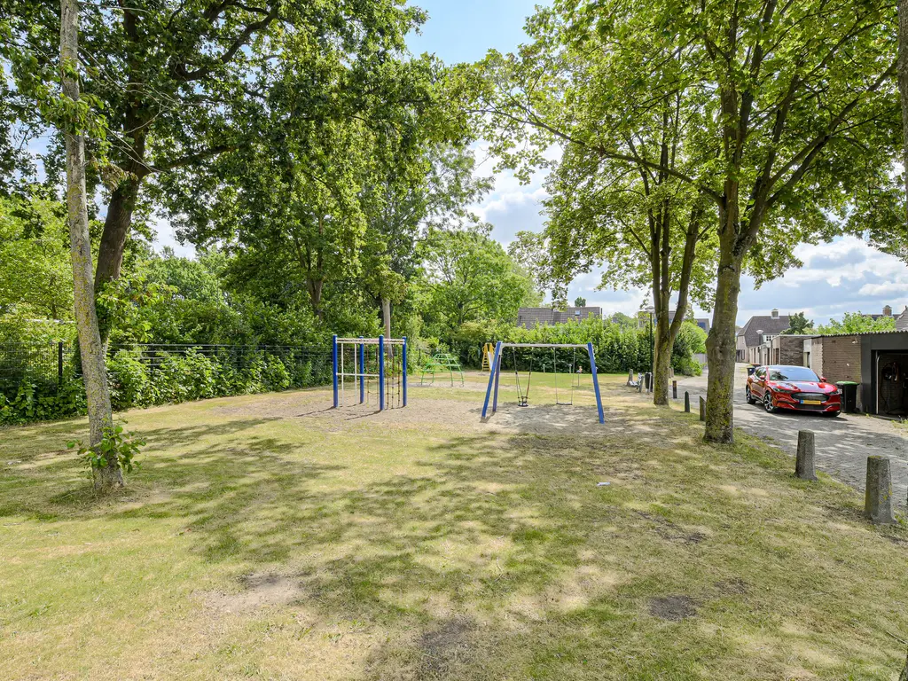 Vossendonk 2, RAAMSDONKSVEER