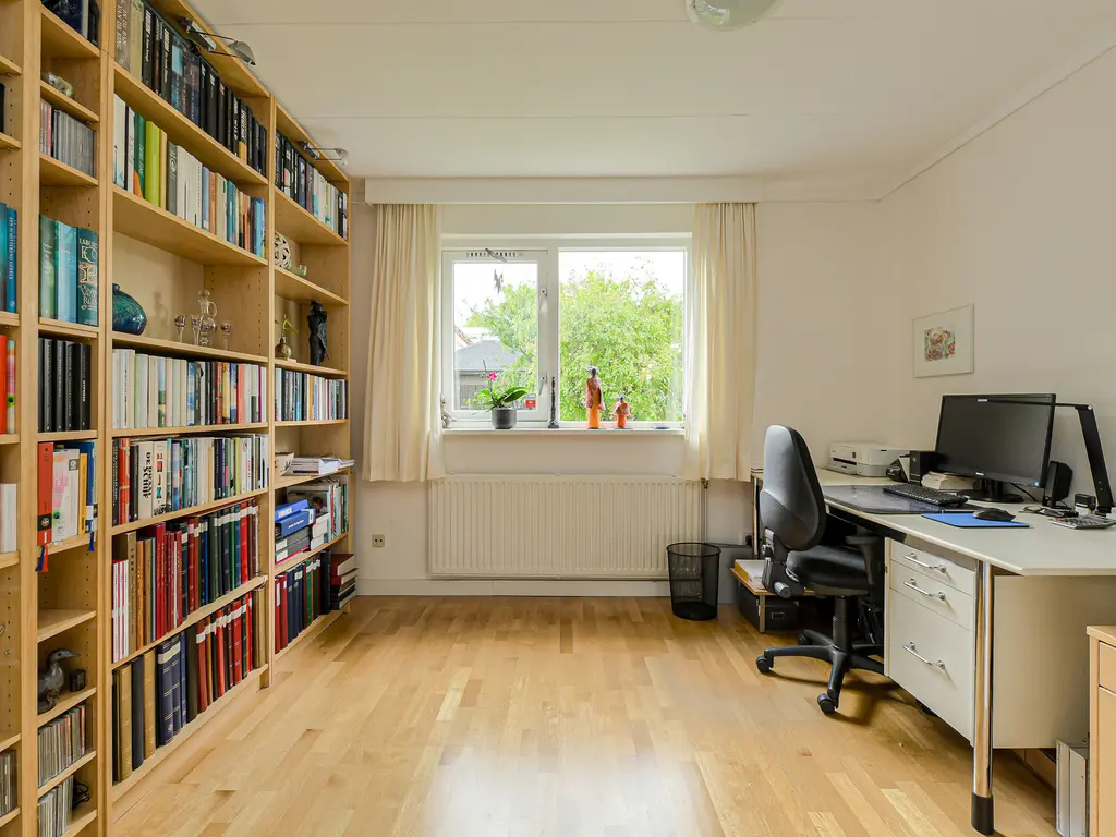 Vondelinghof 3, OOSTERHOUT