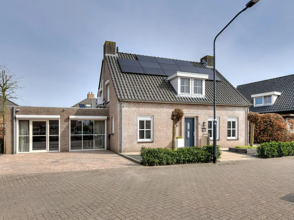 Elckerlycplein 8, OOSTERHOUT