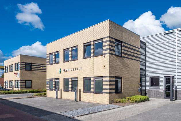 Hallenweg 38, Best - foto 1