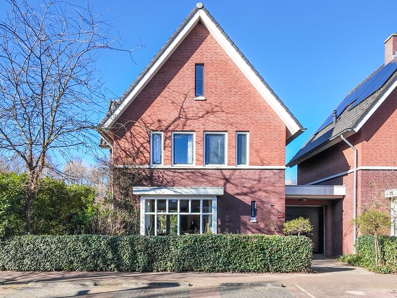 Elshouter 65, Waalre