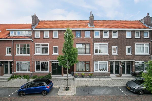 J A Alberdingk Thijmstraat 30, SCHIEDAM