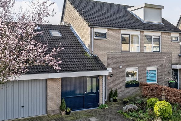 Sientje Mesdag-van Houtenstraat 68, SPIJKENISSE