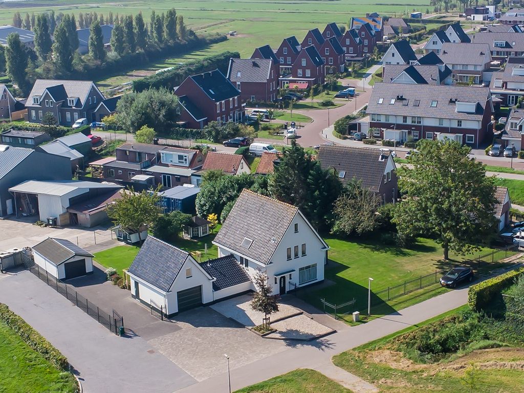 Lange Putseweg 2, HEKELINGEN