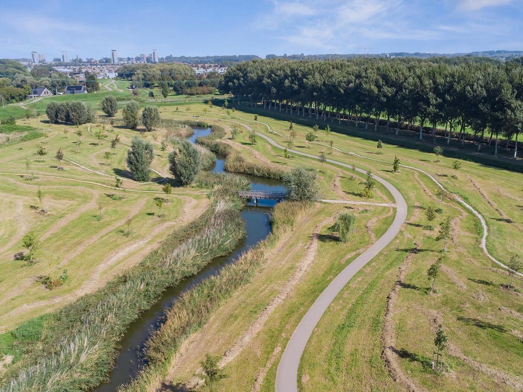 Lange Putseweg 2, HEKELINGEN