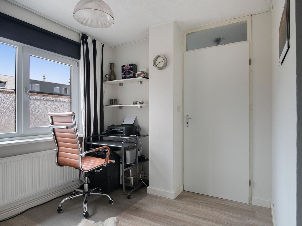 Mosterdzaaddreef 10, SPIJKENISSE